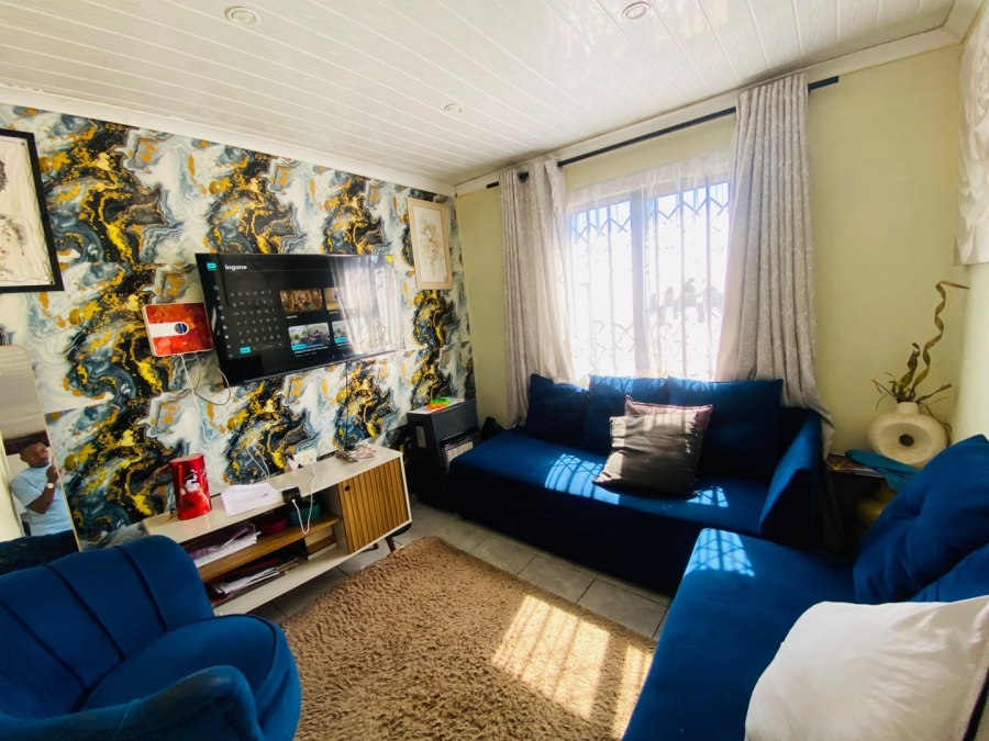 3 Bedroom Property for Sale in Kuyasa Western Cape